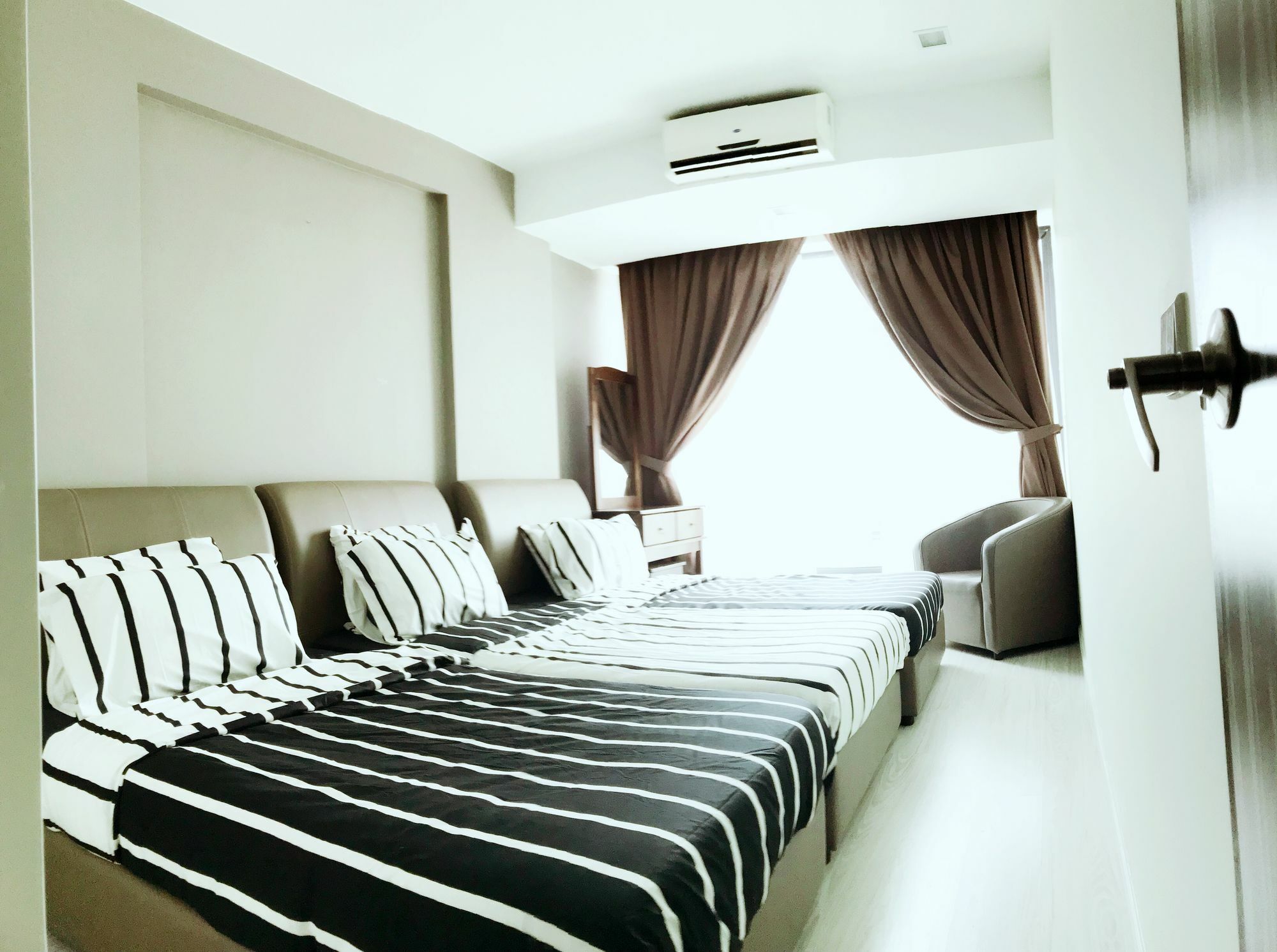 Ps04 @ Kk Privilege Sky Suite Kota Kinabalu Exterior foto